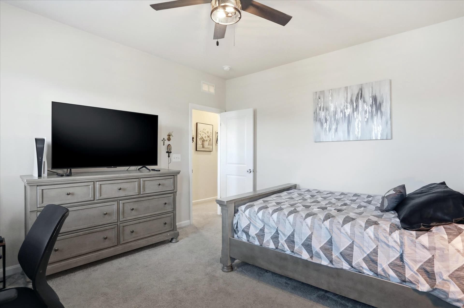 37 Feldberg Drive photo 22