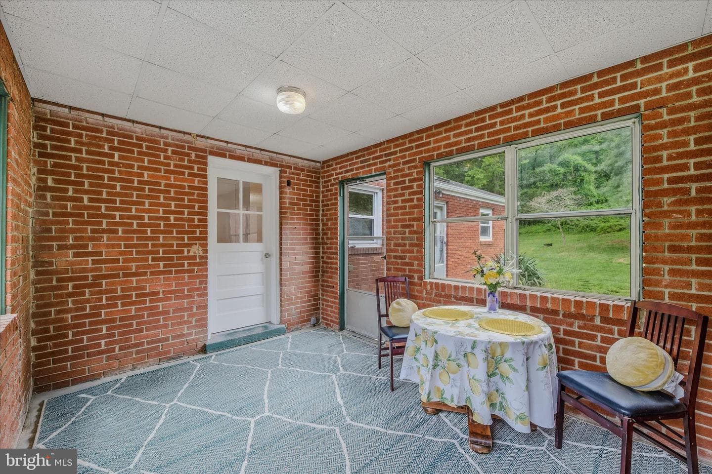 930 Chestnut Hill Road photo 10