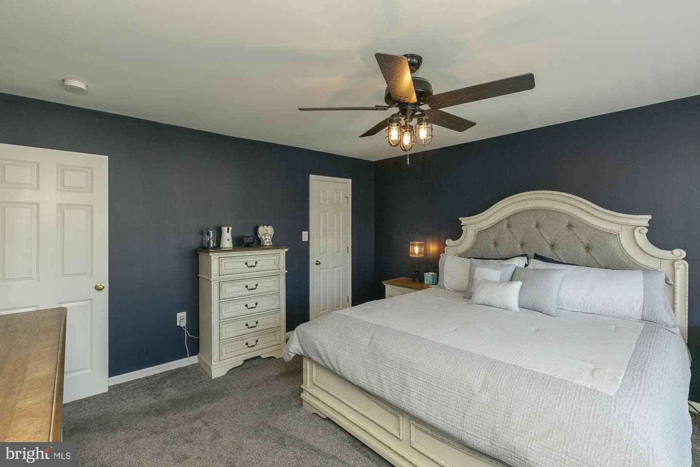 334 Calmes Street photo 42
