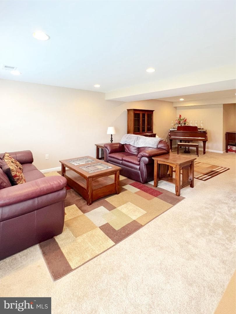29 Baltic Lane photo 26