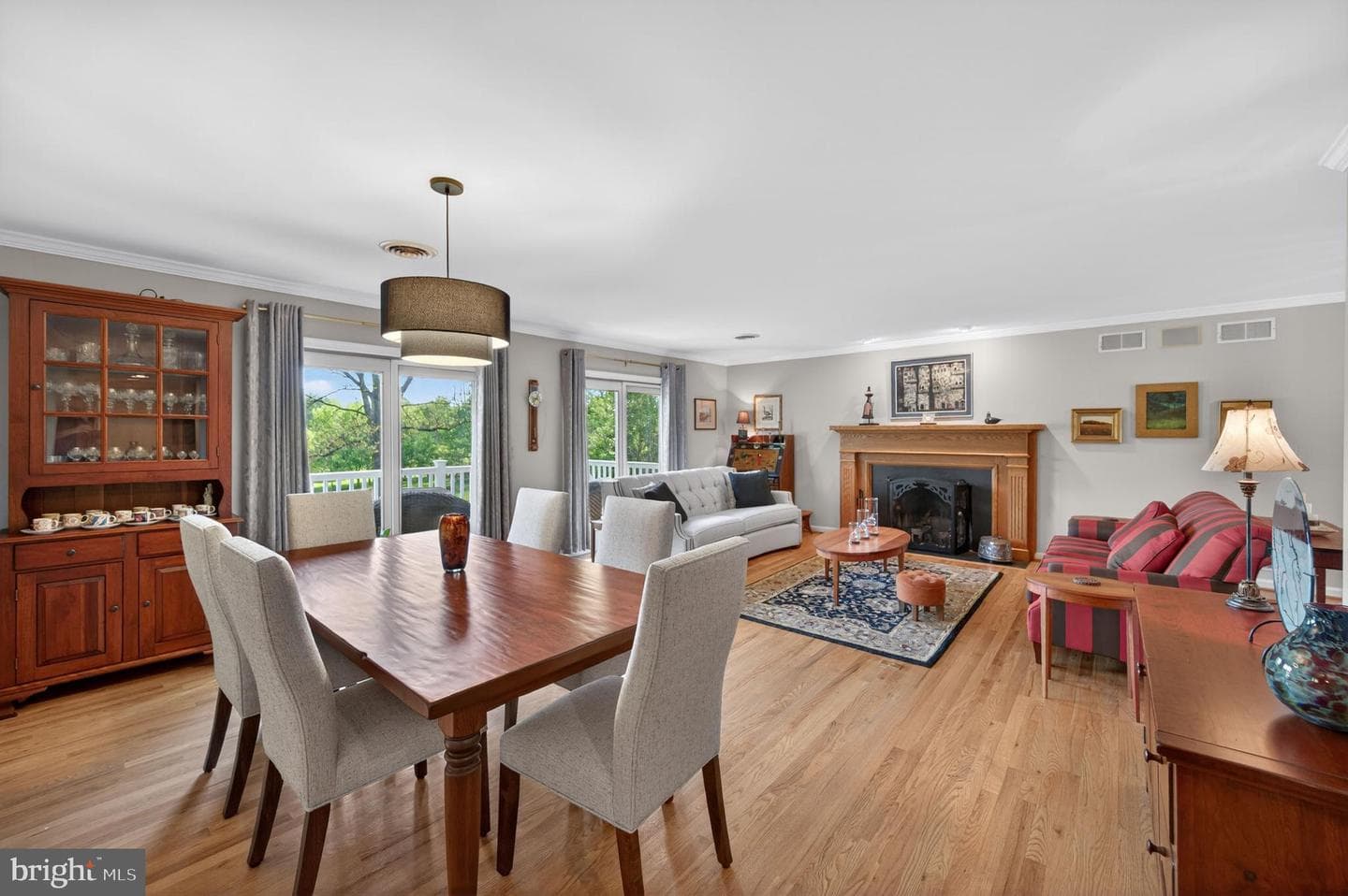 250 Meadow Ridge Drive photo 5