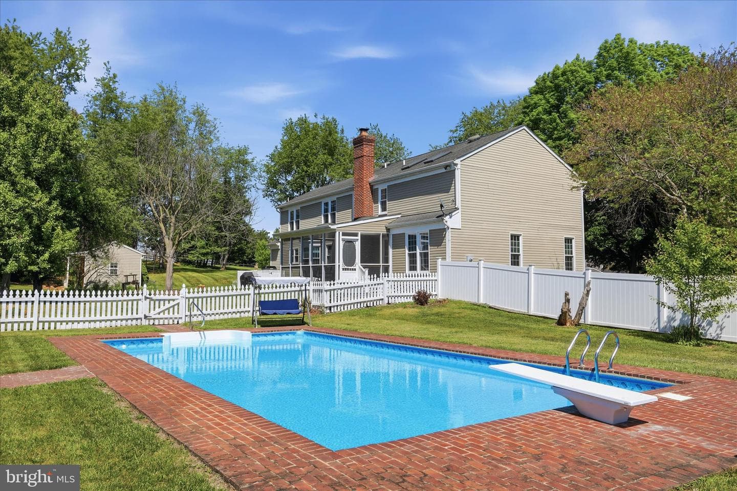 44 Belmont Court photo 2