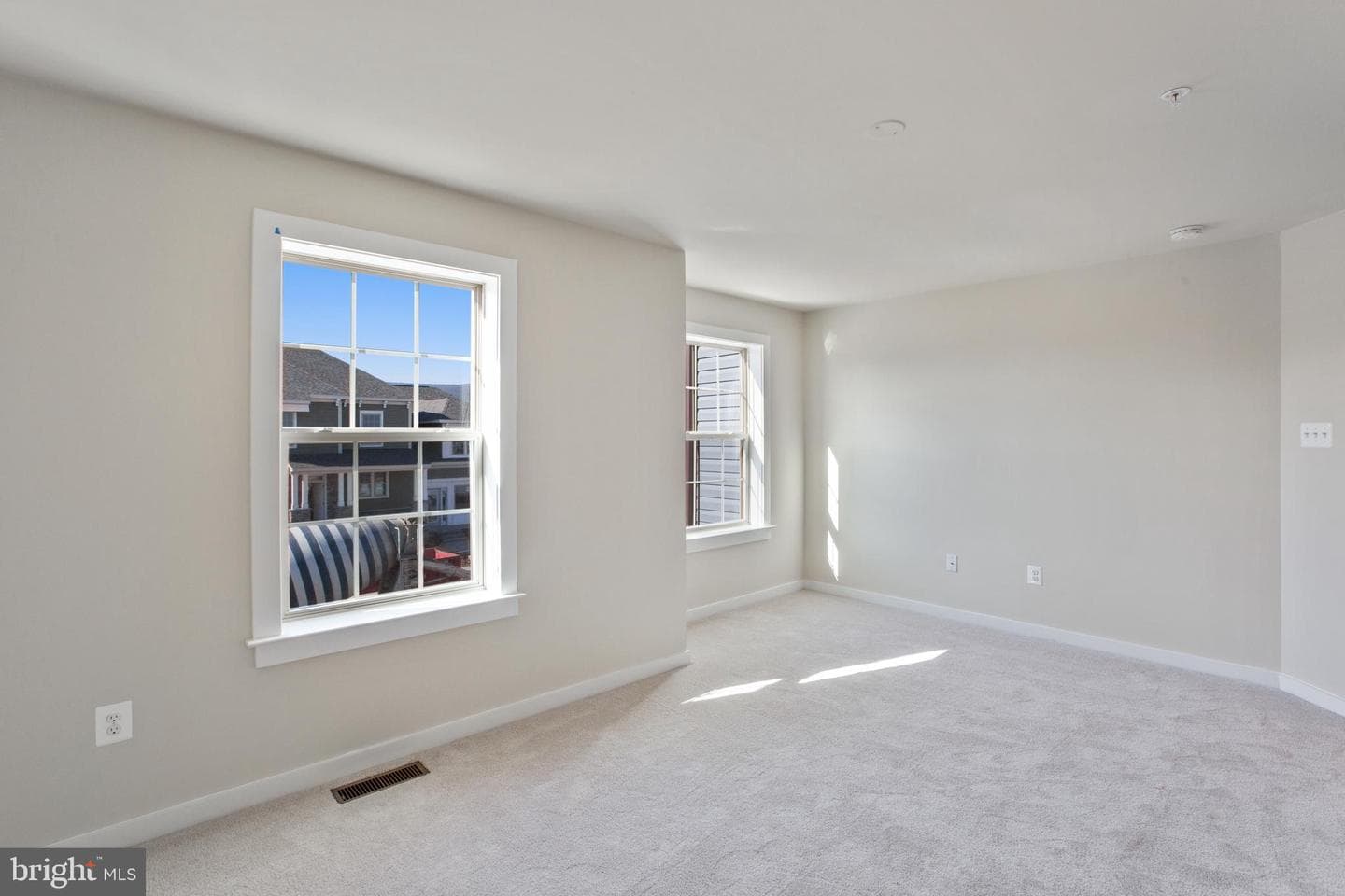 Tbb Stuart Street #jefferson Ii photo 22