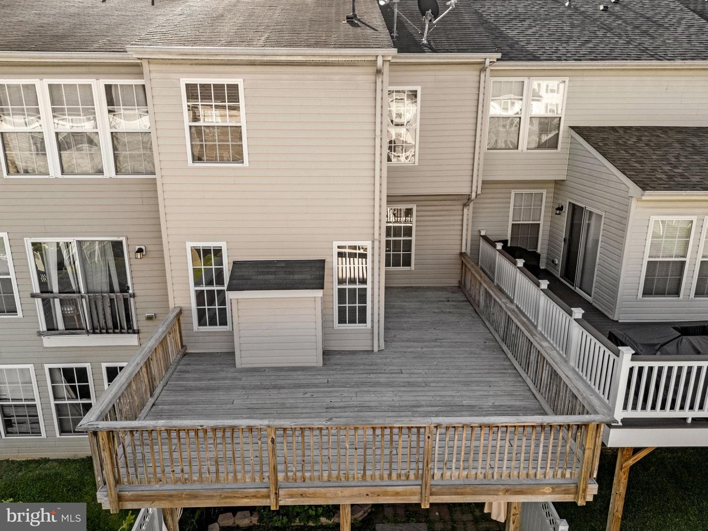 1229 Mare Street photo 71