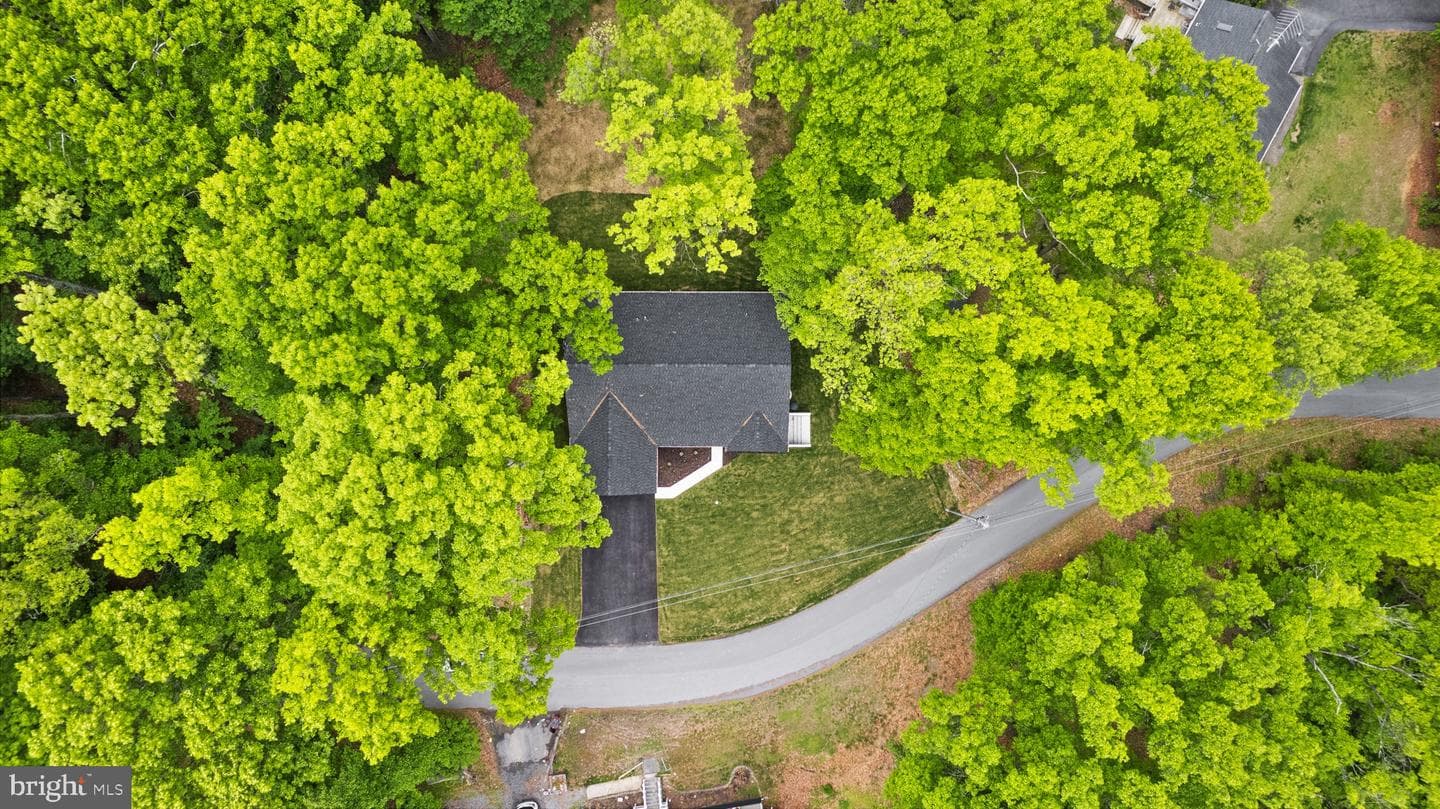900 Bunny Lane photo 23