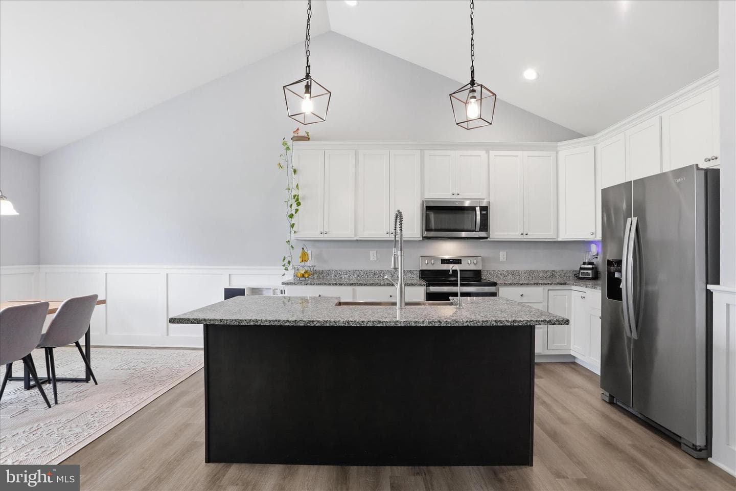 202 Naples Way photo 15
