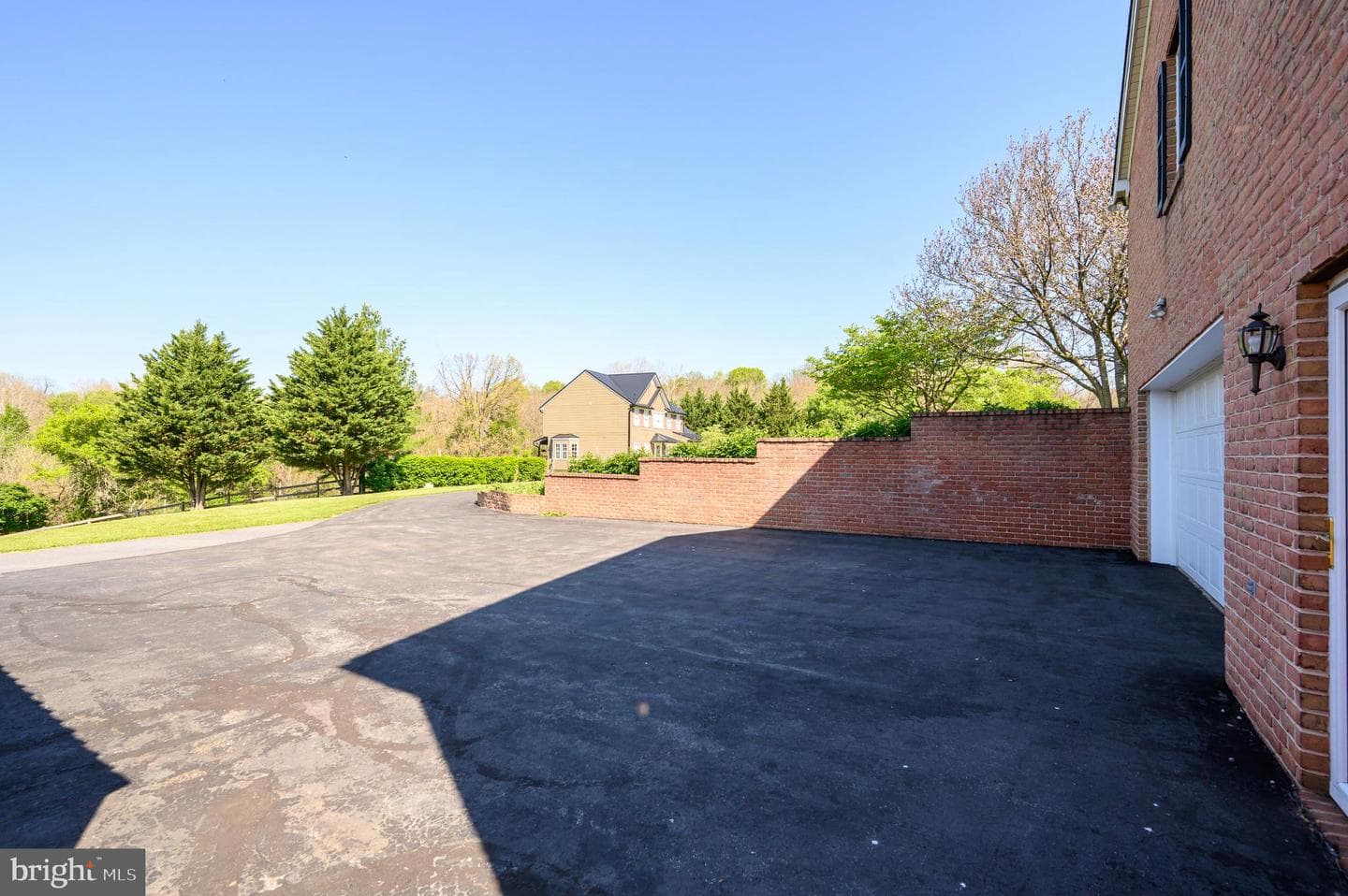 63 Brentwood Court photo 12
