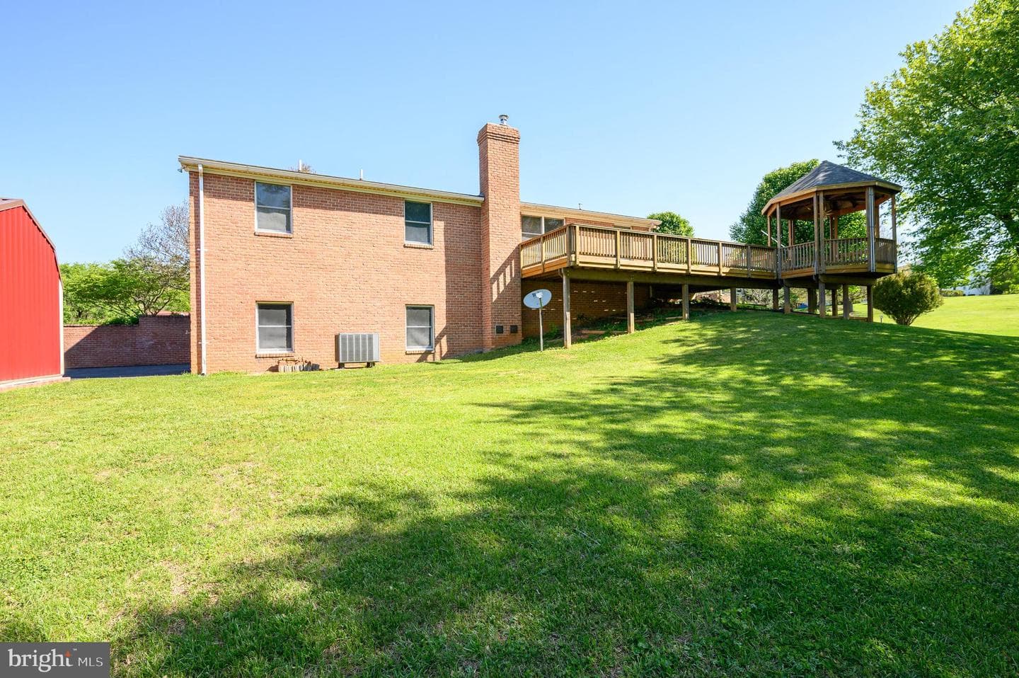 63 Brentwood Court photo 20