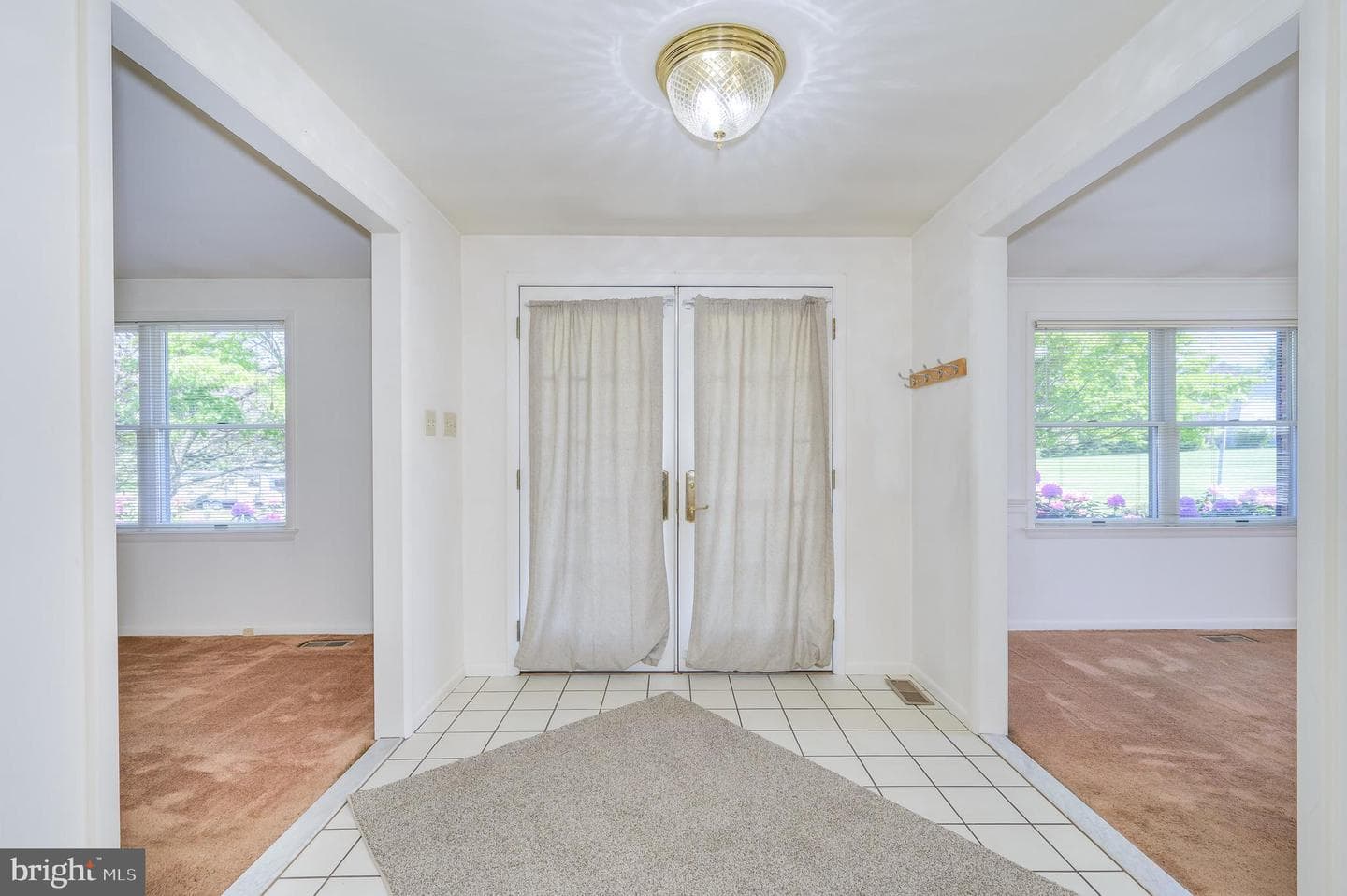 63 Brentwood Court photo 37