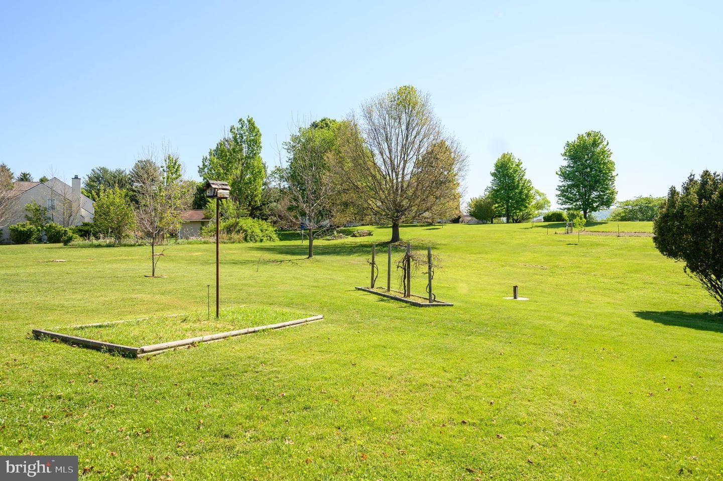 63 Brentwood Court photo 64