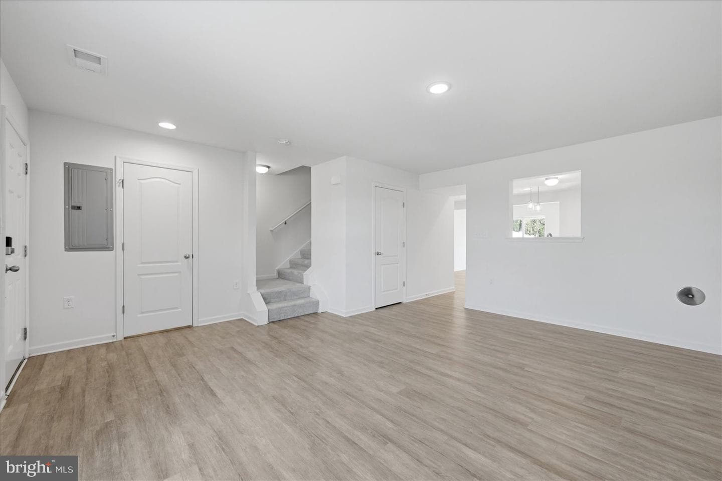 658 Thumper Drive photo 6