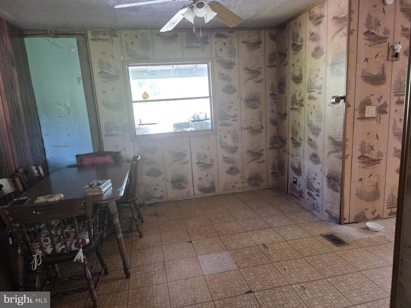 376 Logie Ln photo 15
