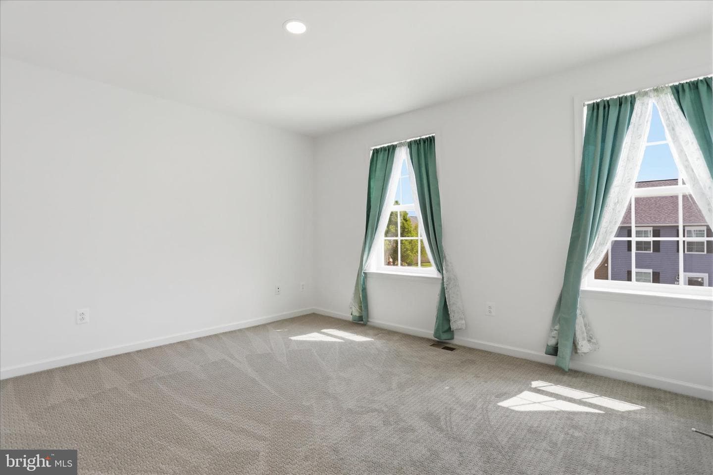 125 Payne Street photo 25