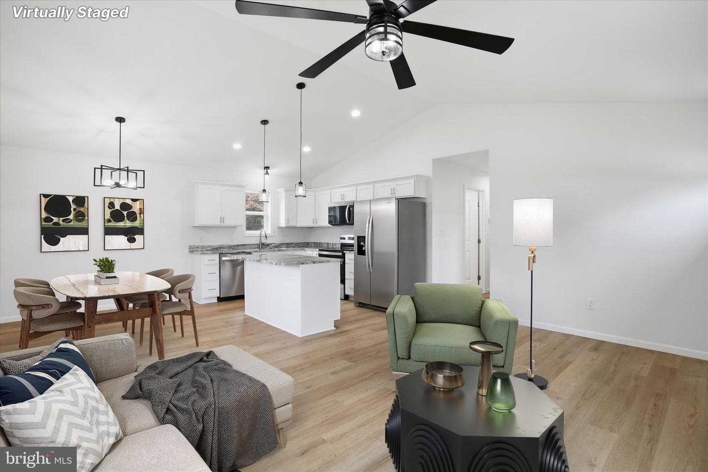 304 East 11th Avenue photo 12