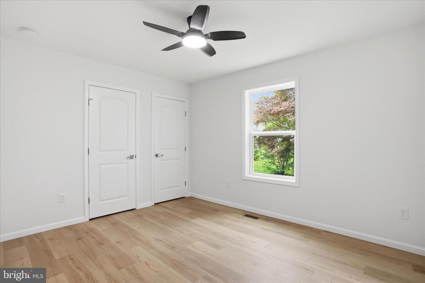 304 East 11th Avenue photo 23