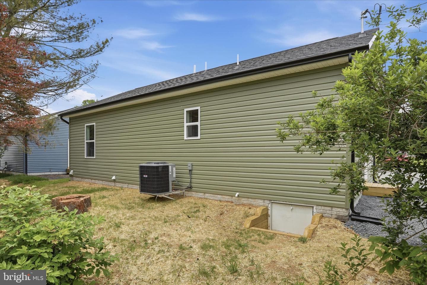 304 East 11th Avenue photo 25