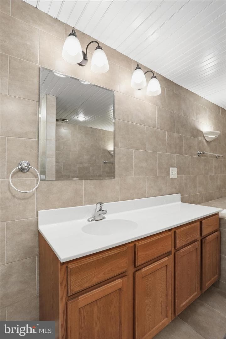 297 Euclid Avenue photo 42