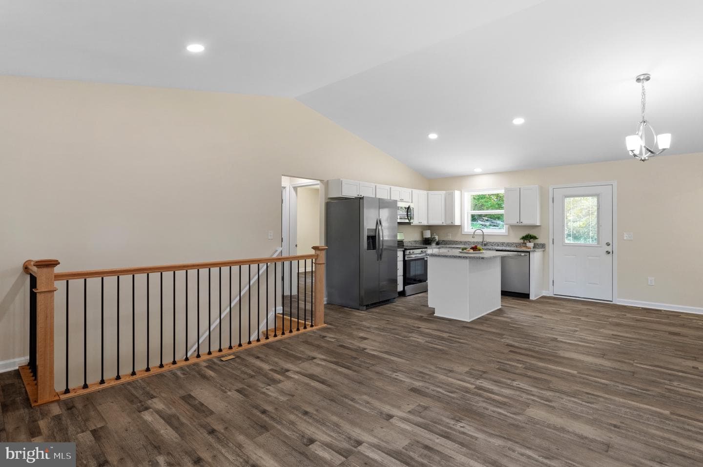 292 Dawn Lane photo 2
