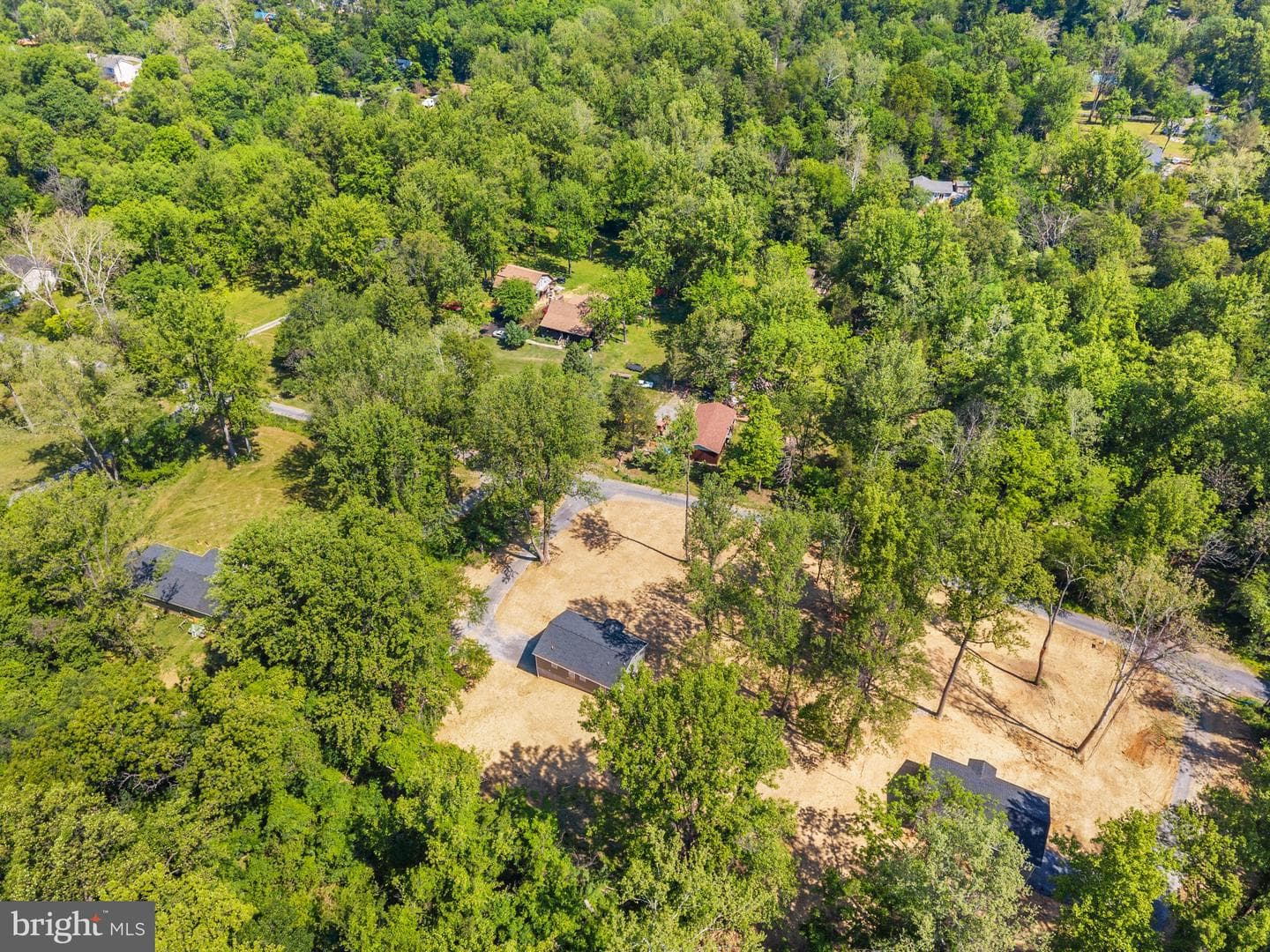 292 Dawn Lane photo 32