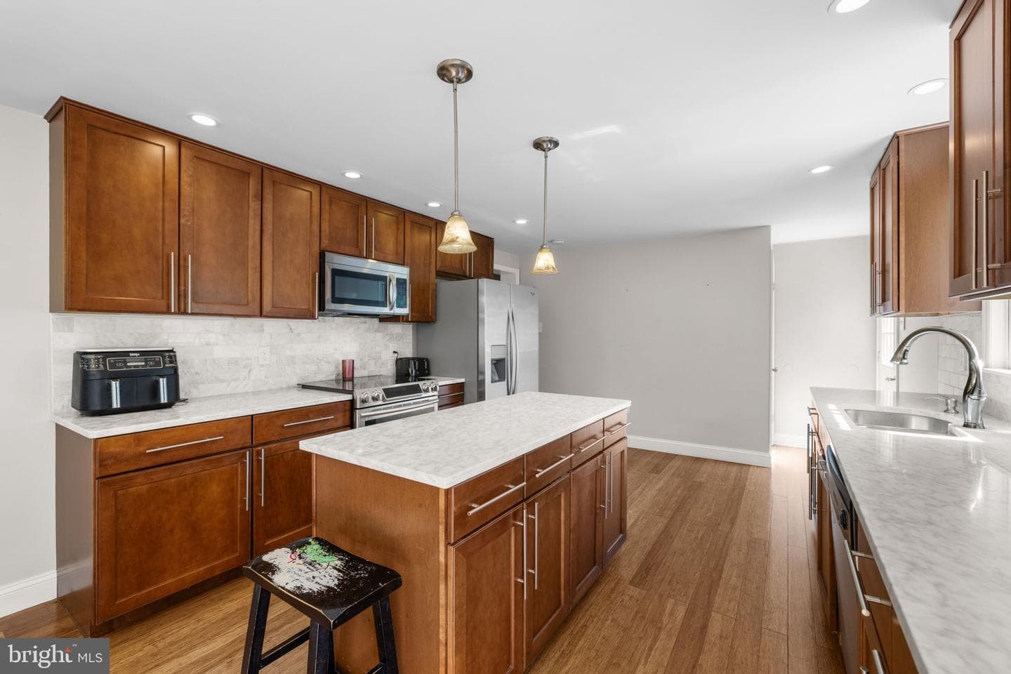 365 Shadowhawk Lane photo 15