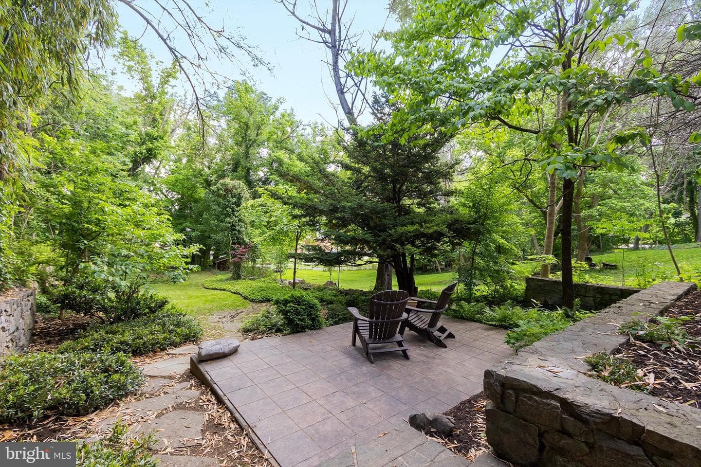 205 W High Street photo 2