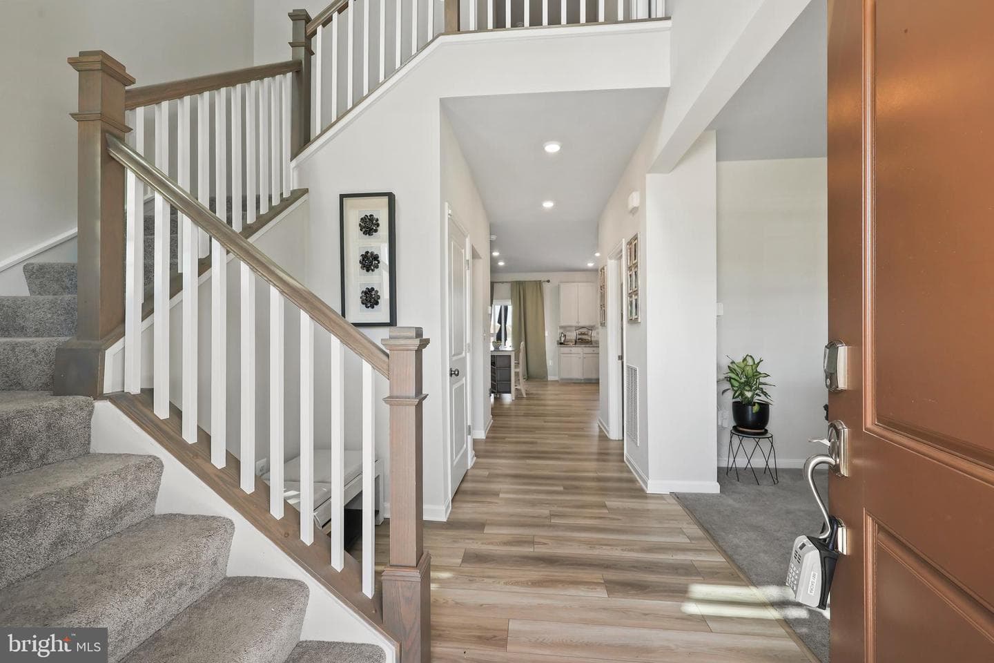 38 Feldberg Drive photo 2