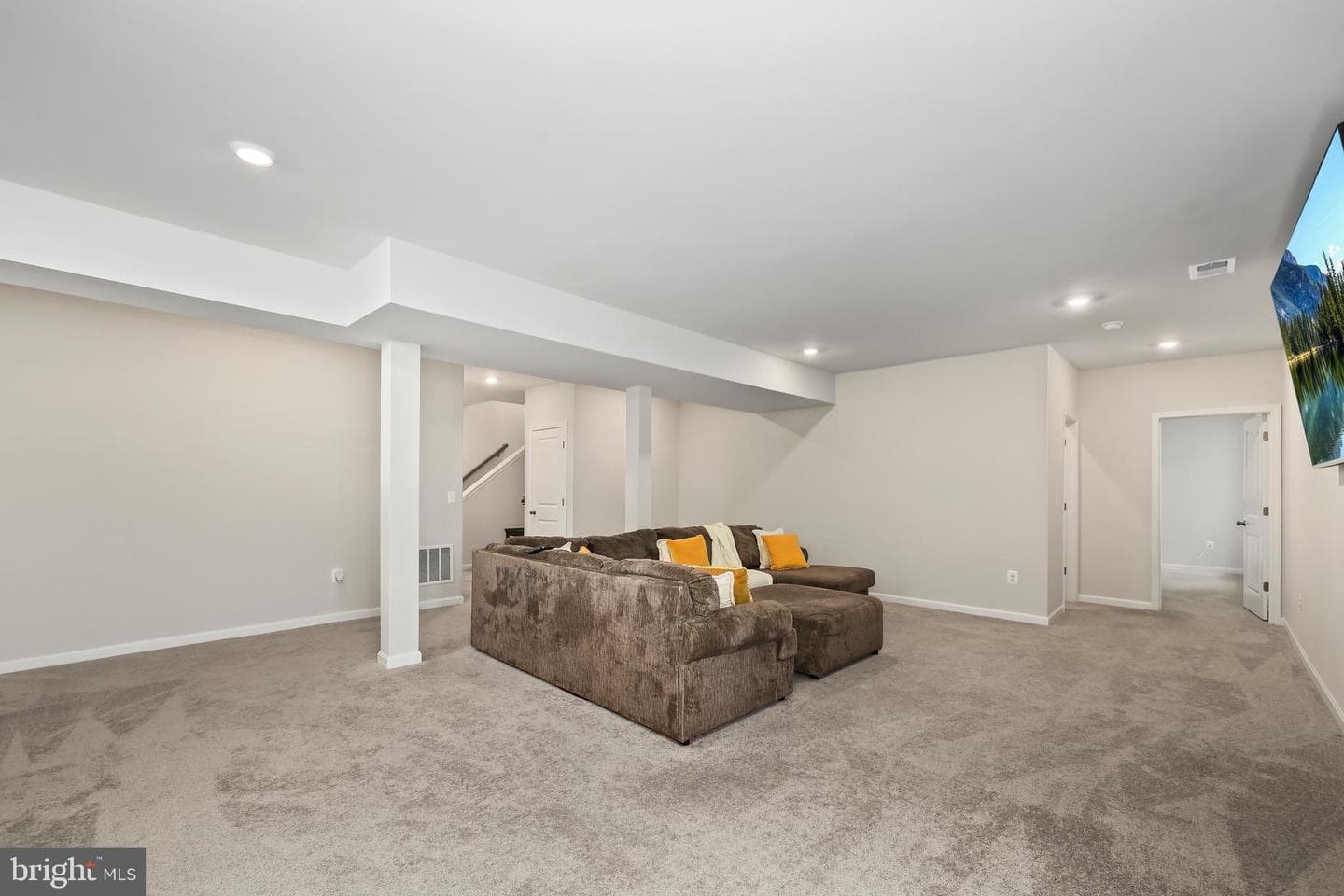 38 Feldberg Drive photo 27