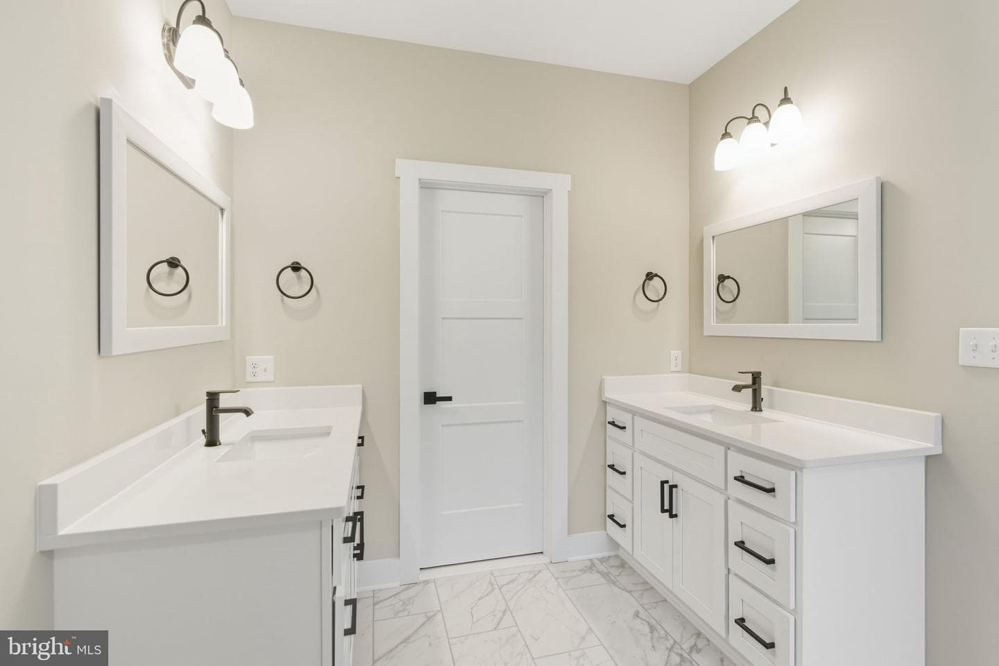 Hyde Park Lane #lot 210 photo 18