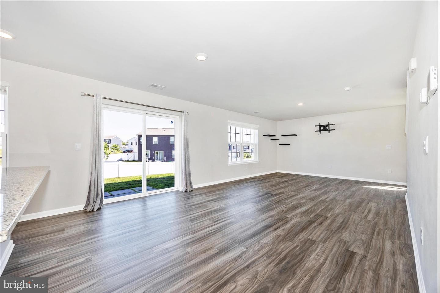 89 Gumspring Drive photo 18
