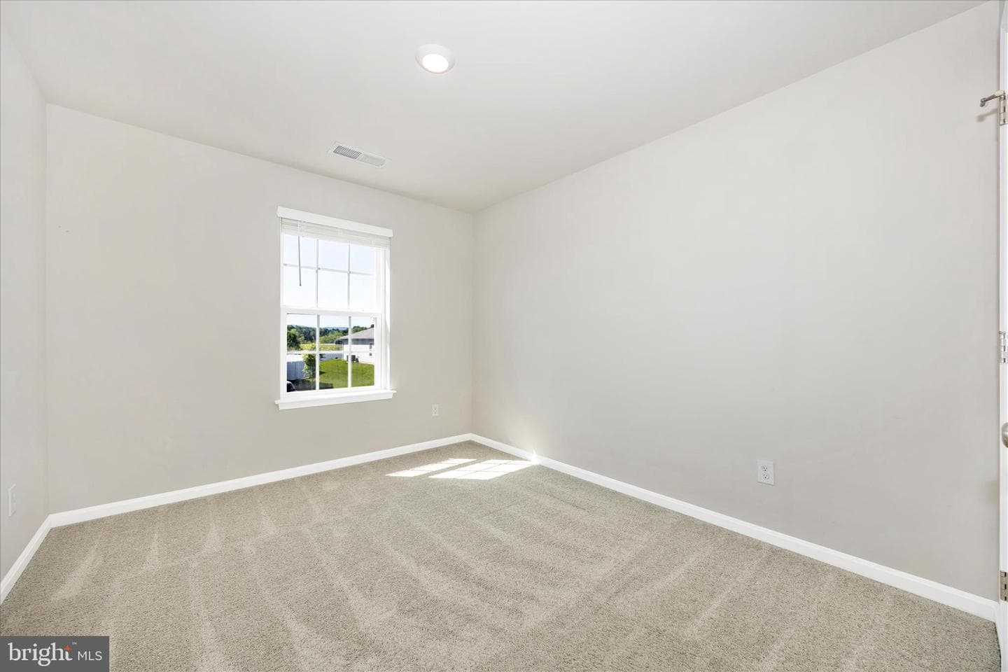 89 Gumspring Drive photo 38