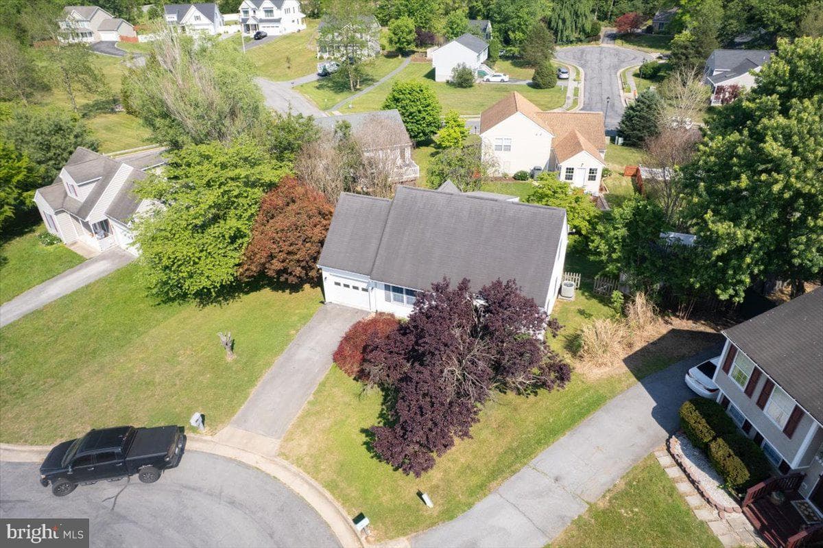 35 Oatfield Court photo 32