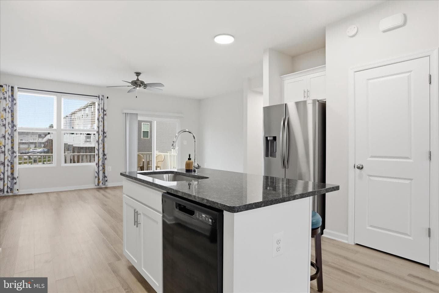 31 Capitol Mews photo 13