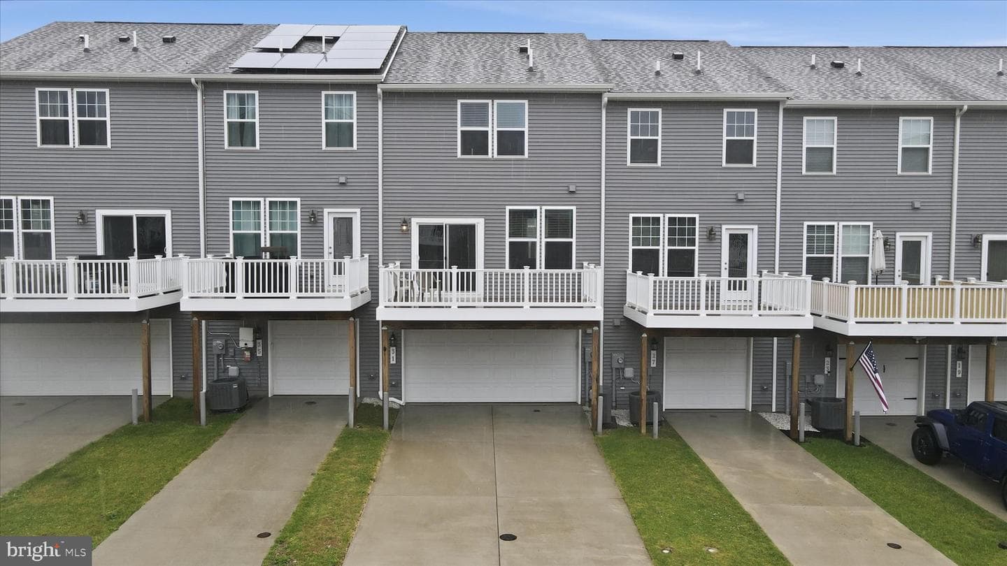 31 Capitol Mews photo 30