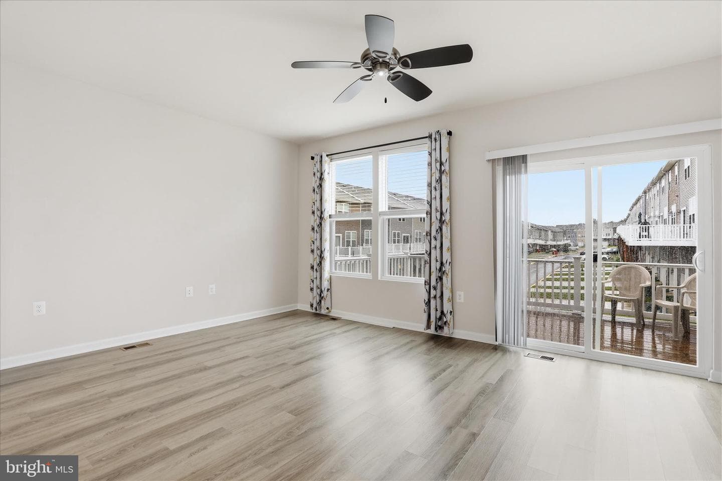 31 Capitol Mews photo 9
