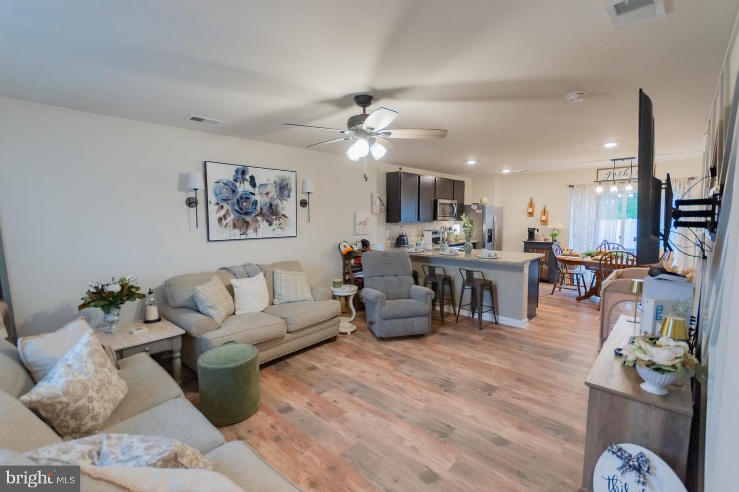 88 Gumspring Dr photo 2