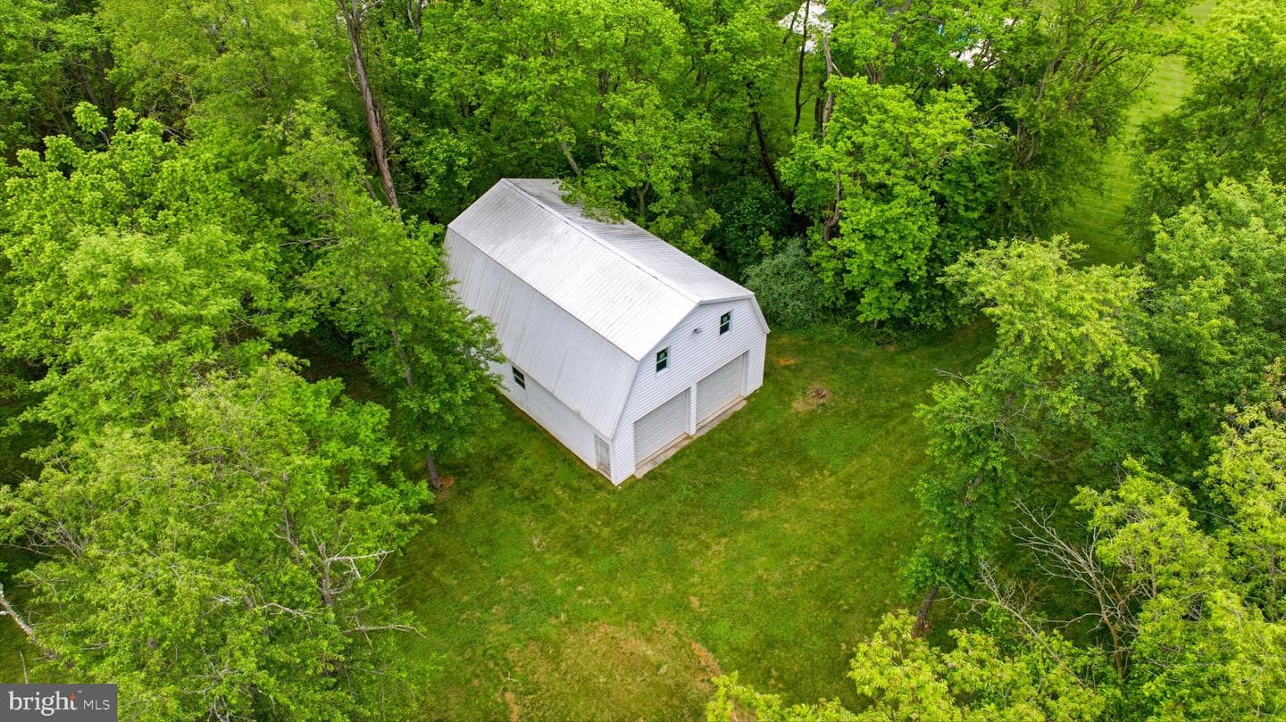 12860 Leetown Road photo 137