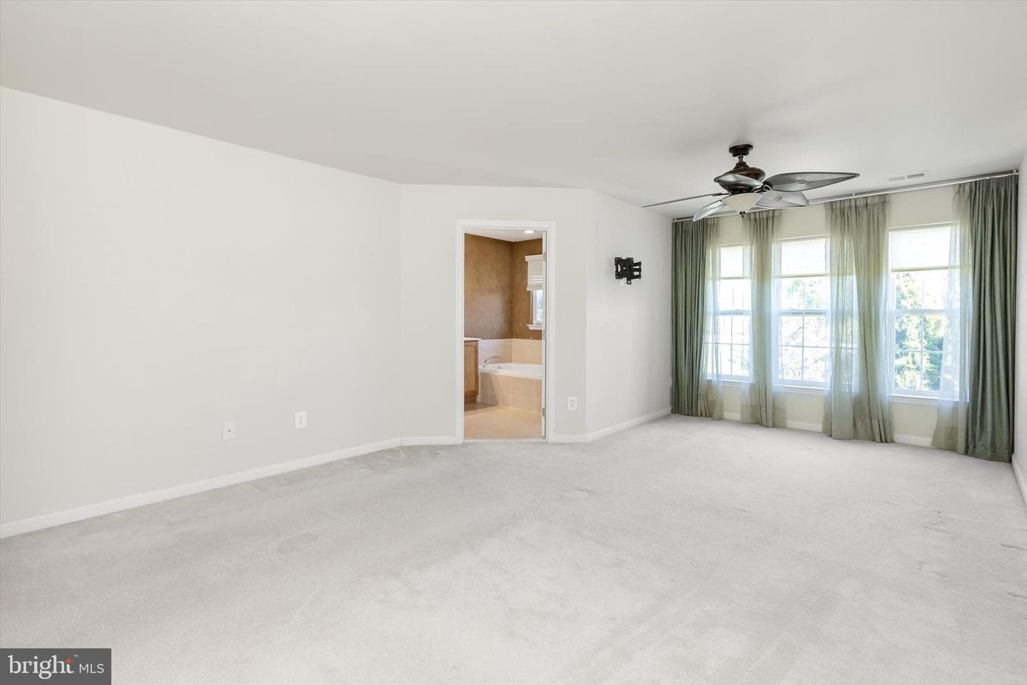 171 Riparian Lane photo 31