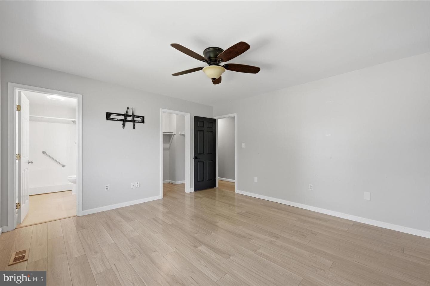 437 Tuscawilla Drive photo 37