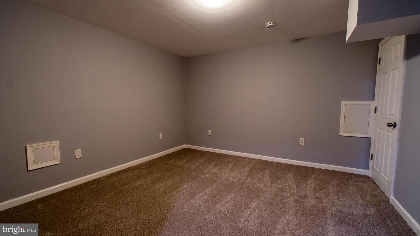 308 Braddock Street photo 38