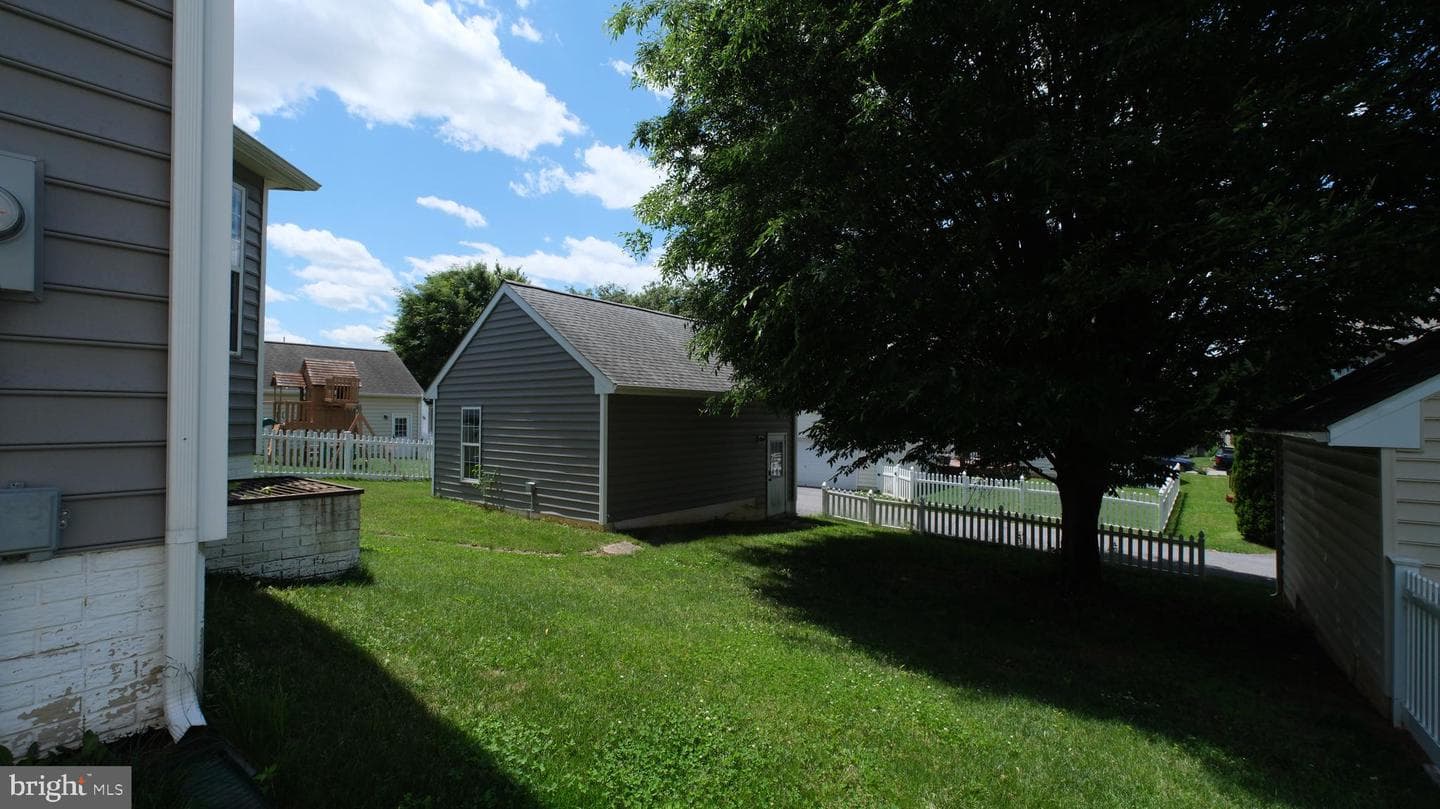 308 Braddock Street photo 43