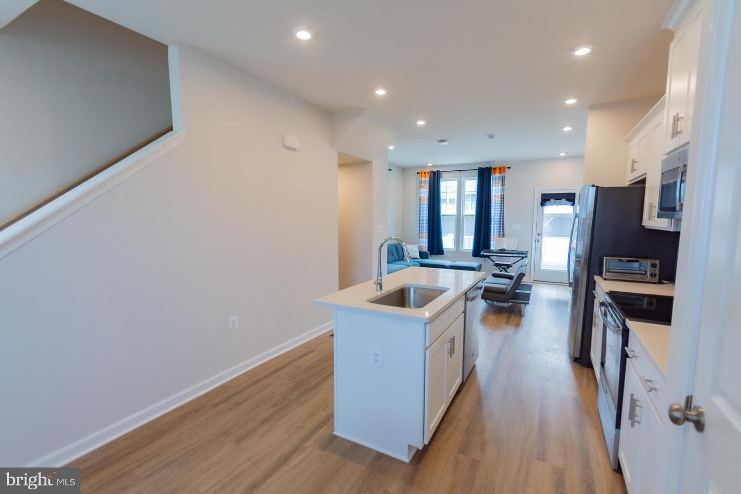 50 Coolidge Ave photo 11