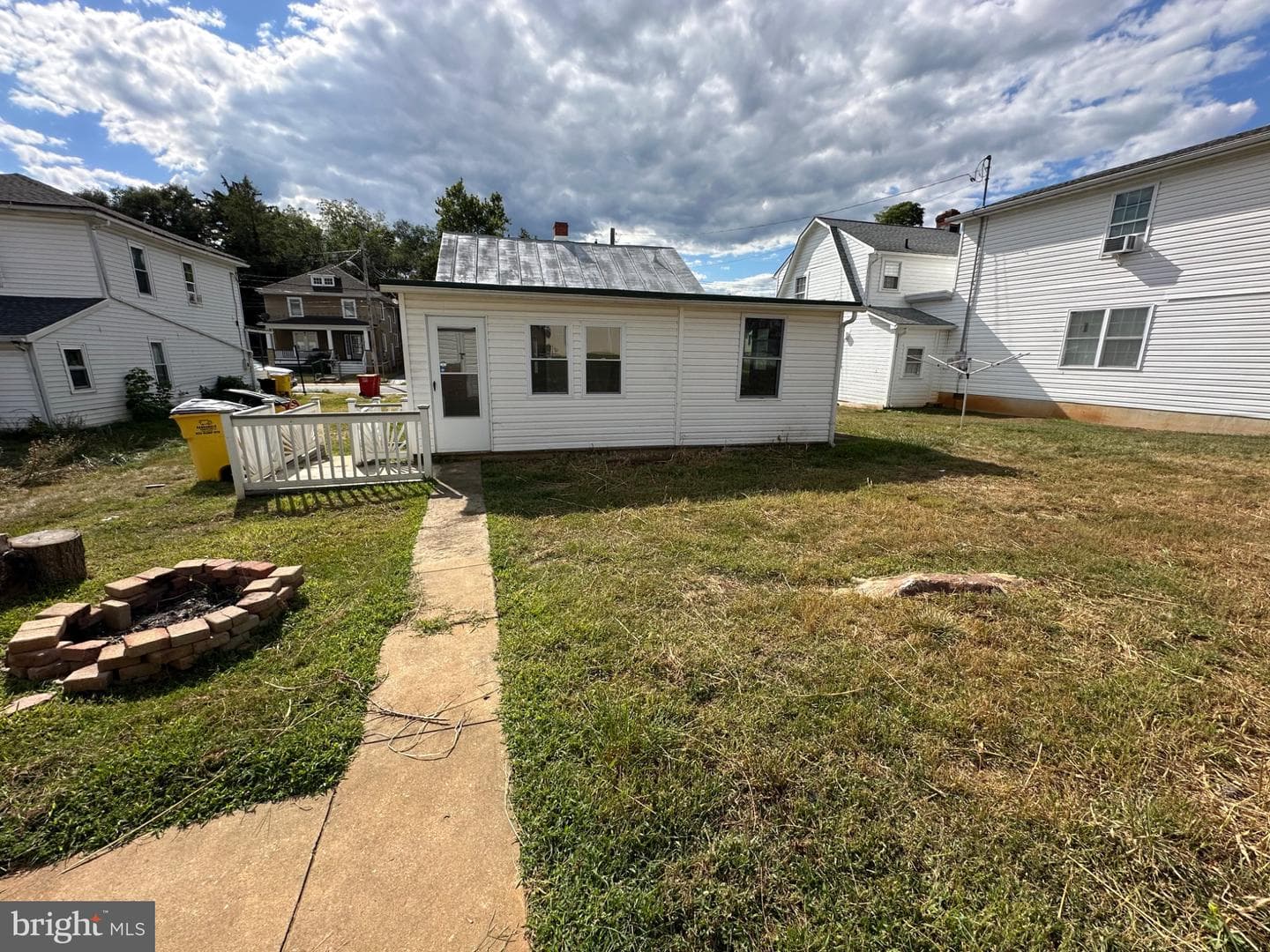 311 N Lawrence Street photo 22