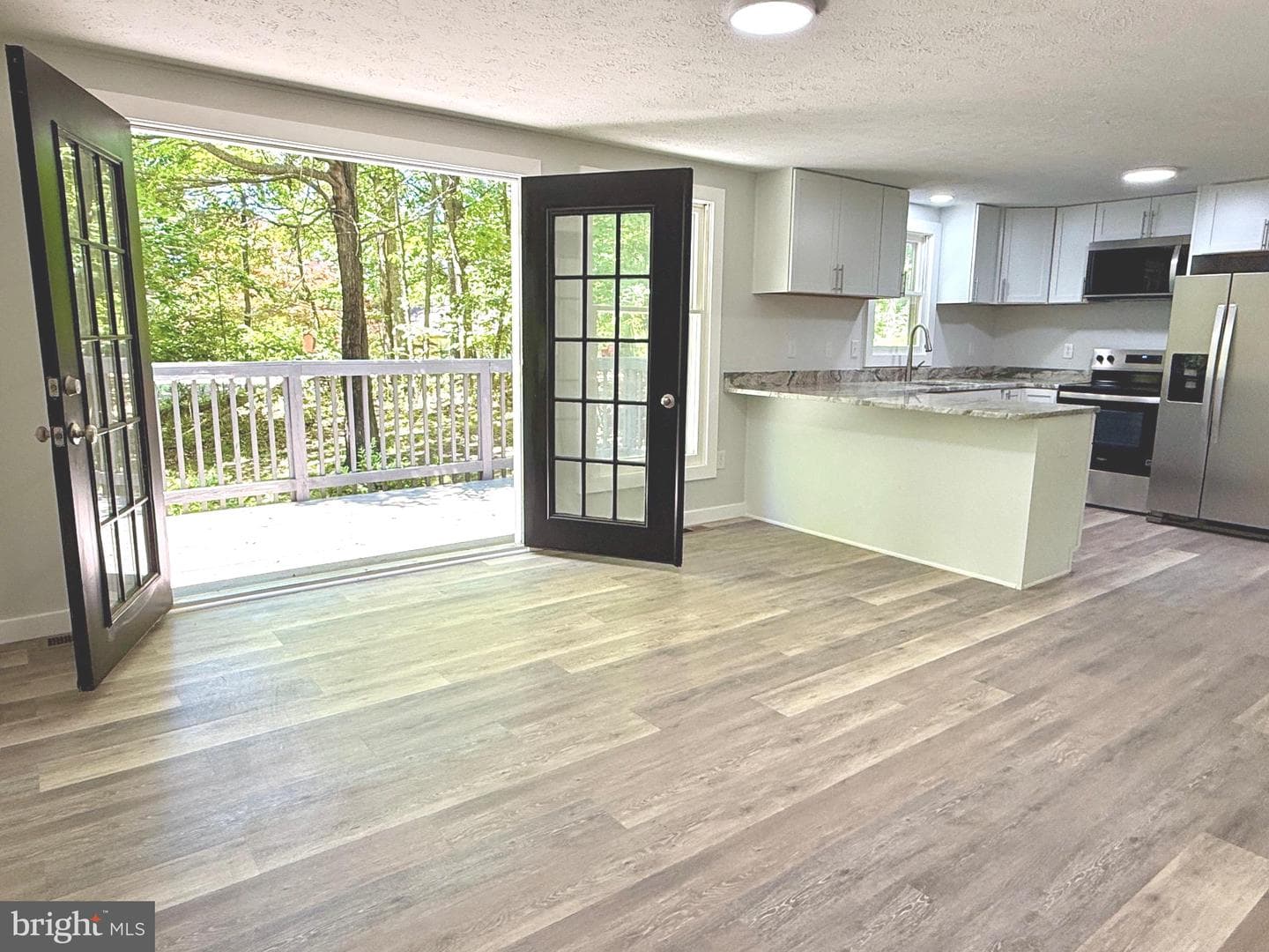 213 Harvey Road photo 10