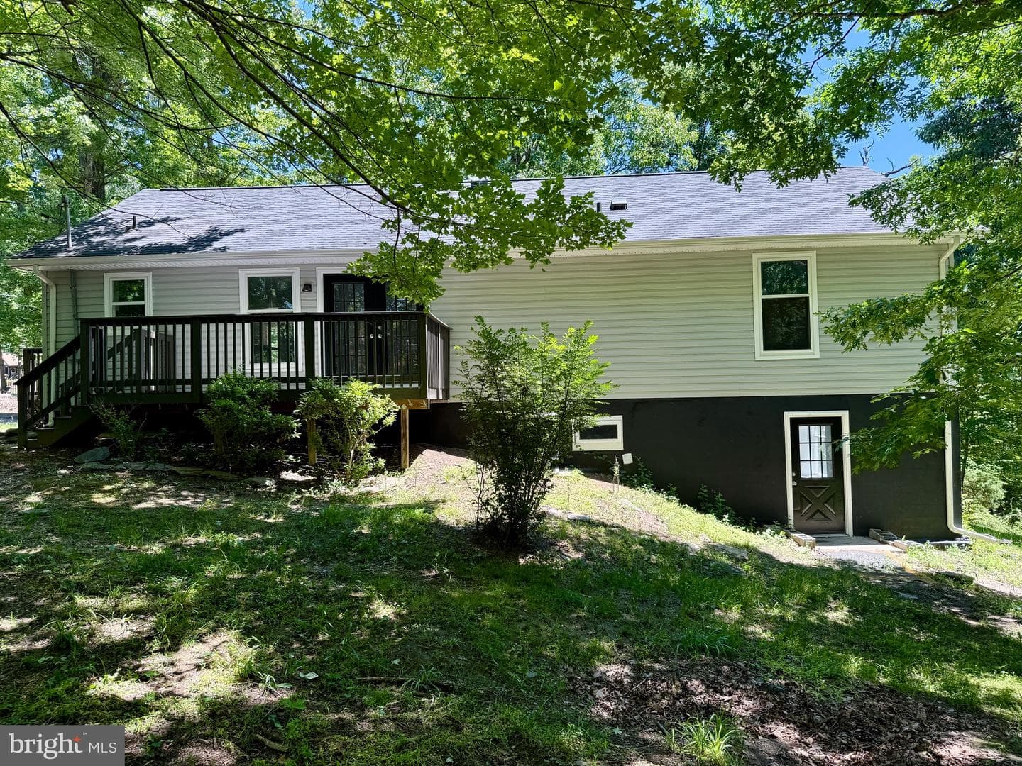 213 Harvey Road photo 3