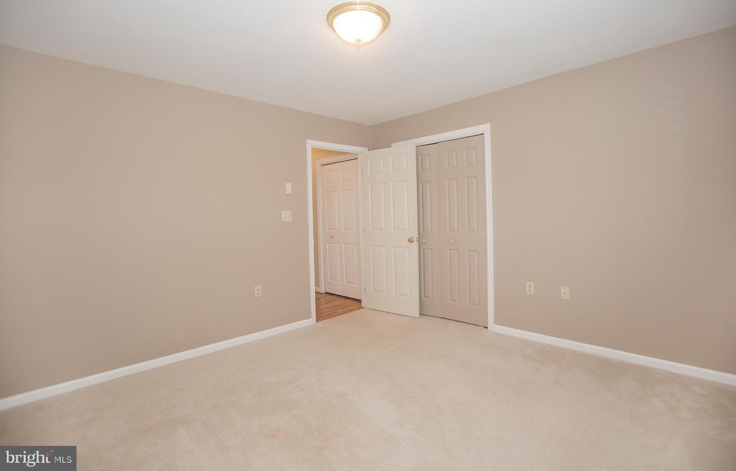 127 Westhall Drive photo 29