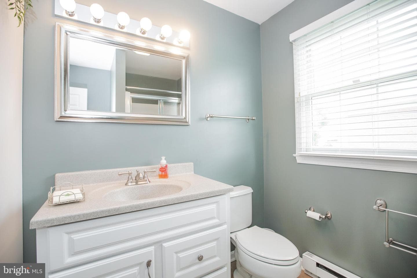 127 Westhall Drive photo 35