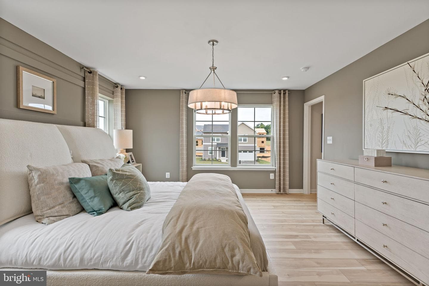 Tbb Richmond Place #whitehall Ii photo 16