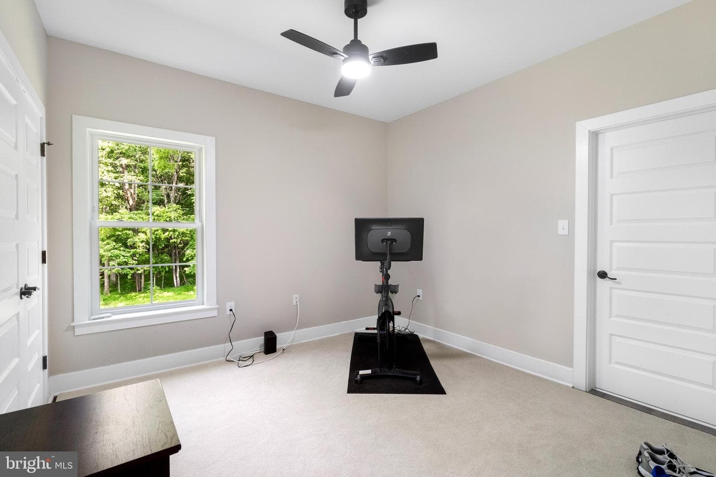 632 Eastland Drive photo 31