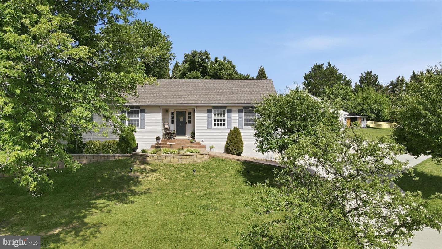 97 Veronica Court photo 3
