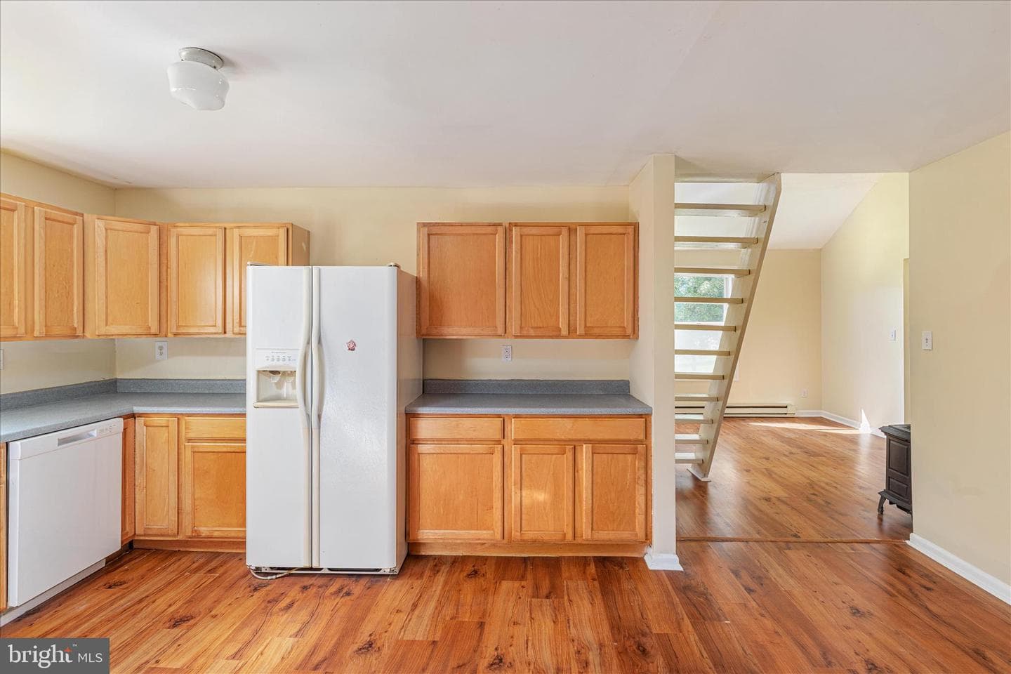 82 Pond Road photo 11